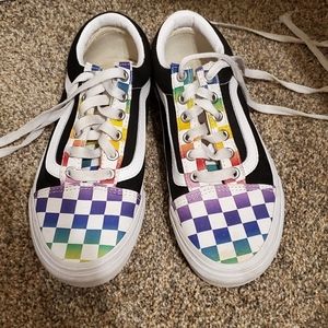 Vans sneakers women's size 6, multi colors